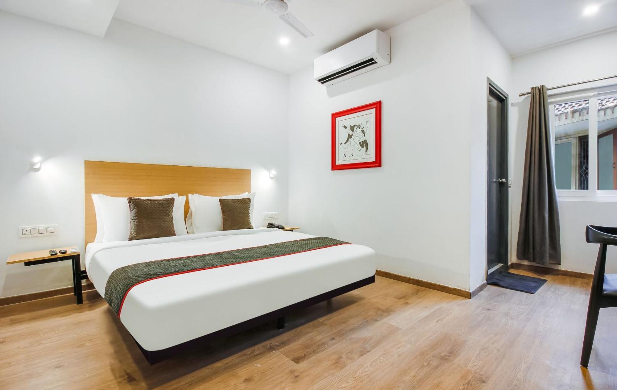 Super Townhouse The Cinco Hotel Near Esi Hospital Χιντεραμπάντ Εξωτερικό φωτογραφία