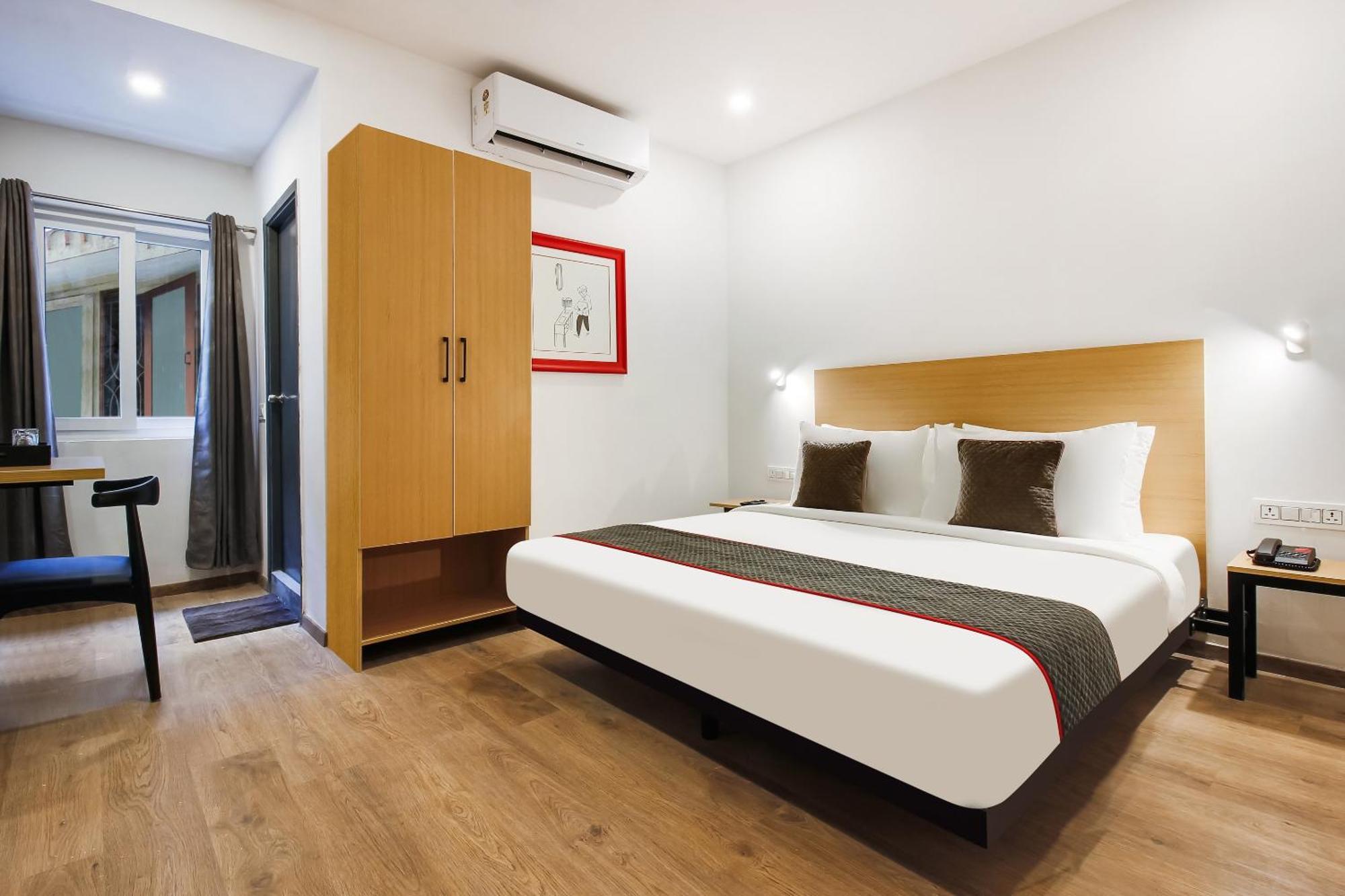 Super Townhouse The Cinco Hotel Near Esi Hospital Χιντεραμπάντ Εξωτερικό φωτογραφία